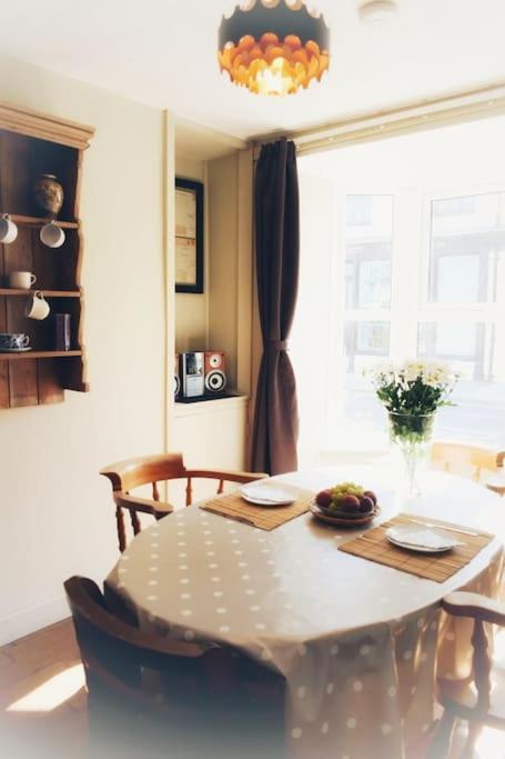 Bridge View Victorian Townhouse Central Aberystwyth Sleeps 6 Extérieur photo